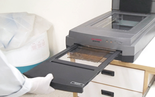 Microtek Gel scanner